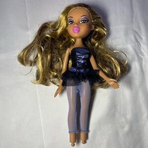 Vintage Bratz Yasmin Birthday Bash Doll 2001 MGA Original Outfit No Feet